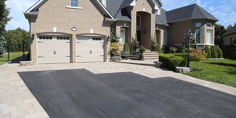 Asphalt & Interlock Paving Stone Driveway Options