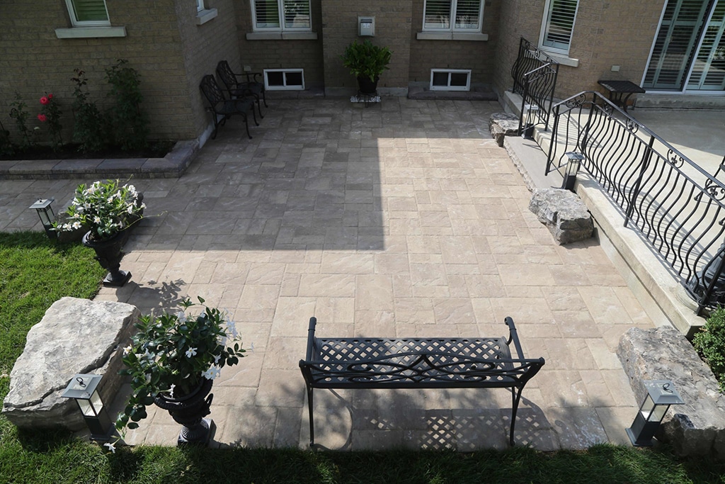 Three Tips On Choosing The Right Landscape Contractor