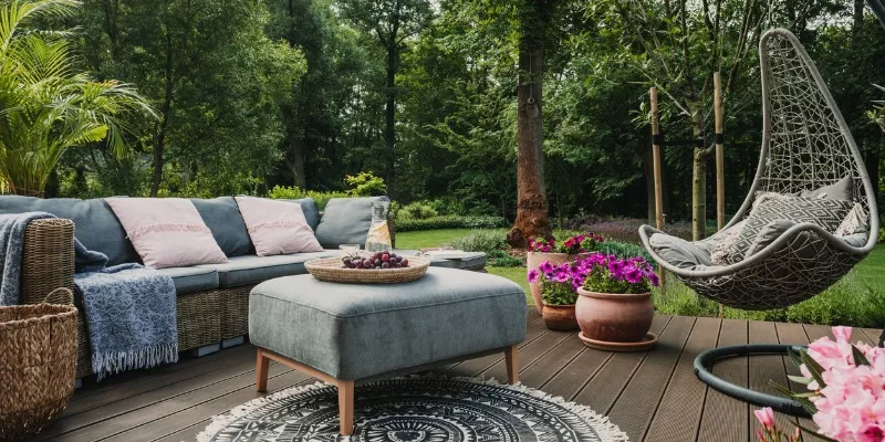 5 Most Trending Colours for Outdoor Furniture & Accents 2021